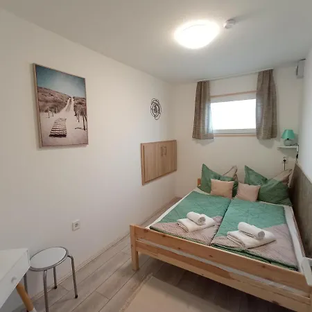 Fagoda-fogado Vendeghaz Holiday home *